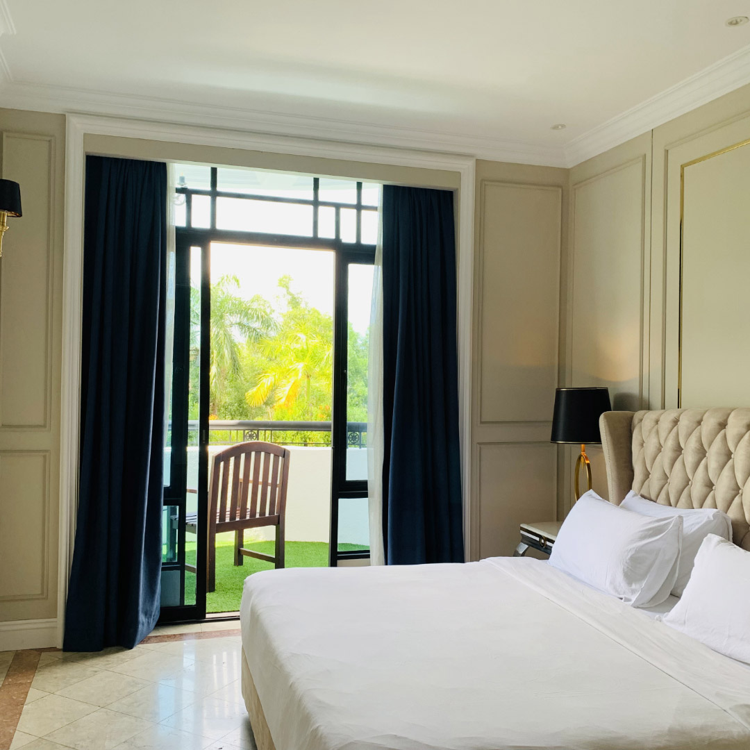 Suite 1 Bedroom With Balcony